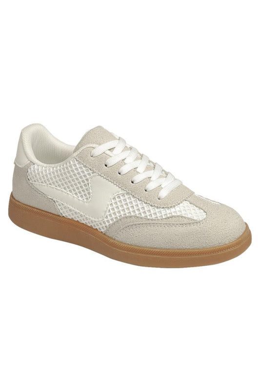 Wavy Swoosh Stripe Design Court Sneakers