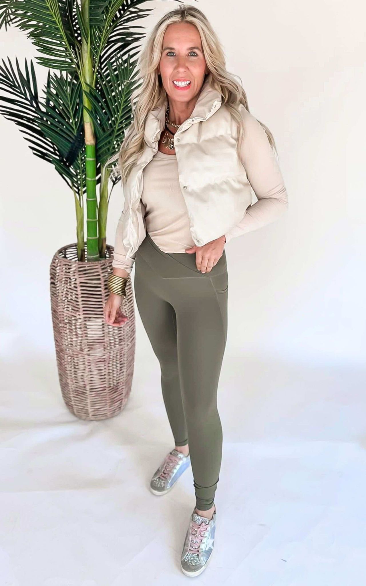 Halara Softlyzero™ Crossover Pocket Plain 7/8 Leggings** - Final Sale