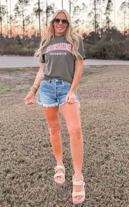 Sunshine State of Mind Garment Dyed Graphic T-shirt - Final Sale