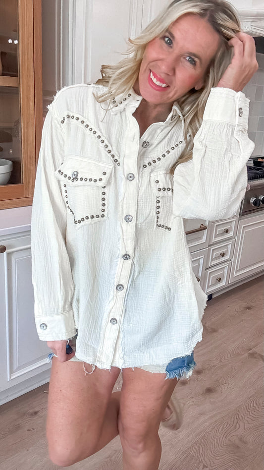 Natural Studded Western Style Cotton Twill Top | POL - Final Sale