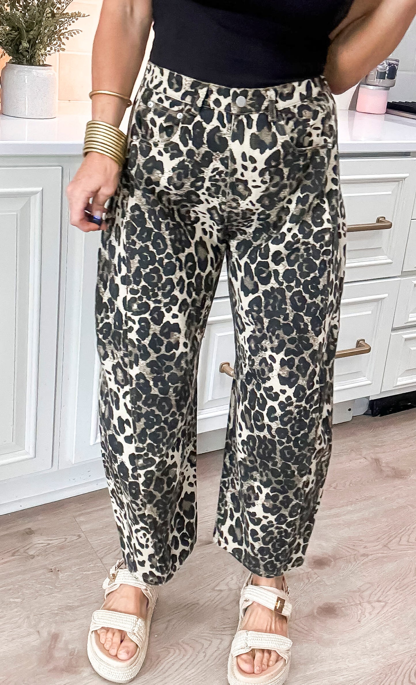 Washed Leopard Printed Barrel Jean