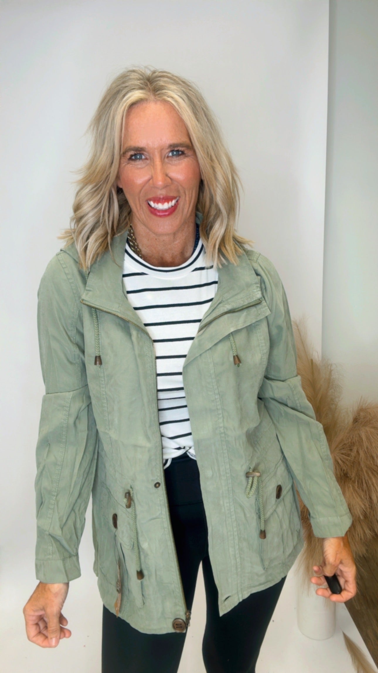 Hooded Anorak Jacket With Cargo Pockets