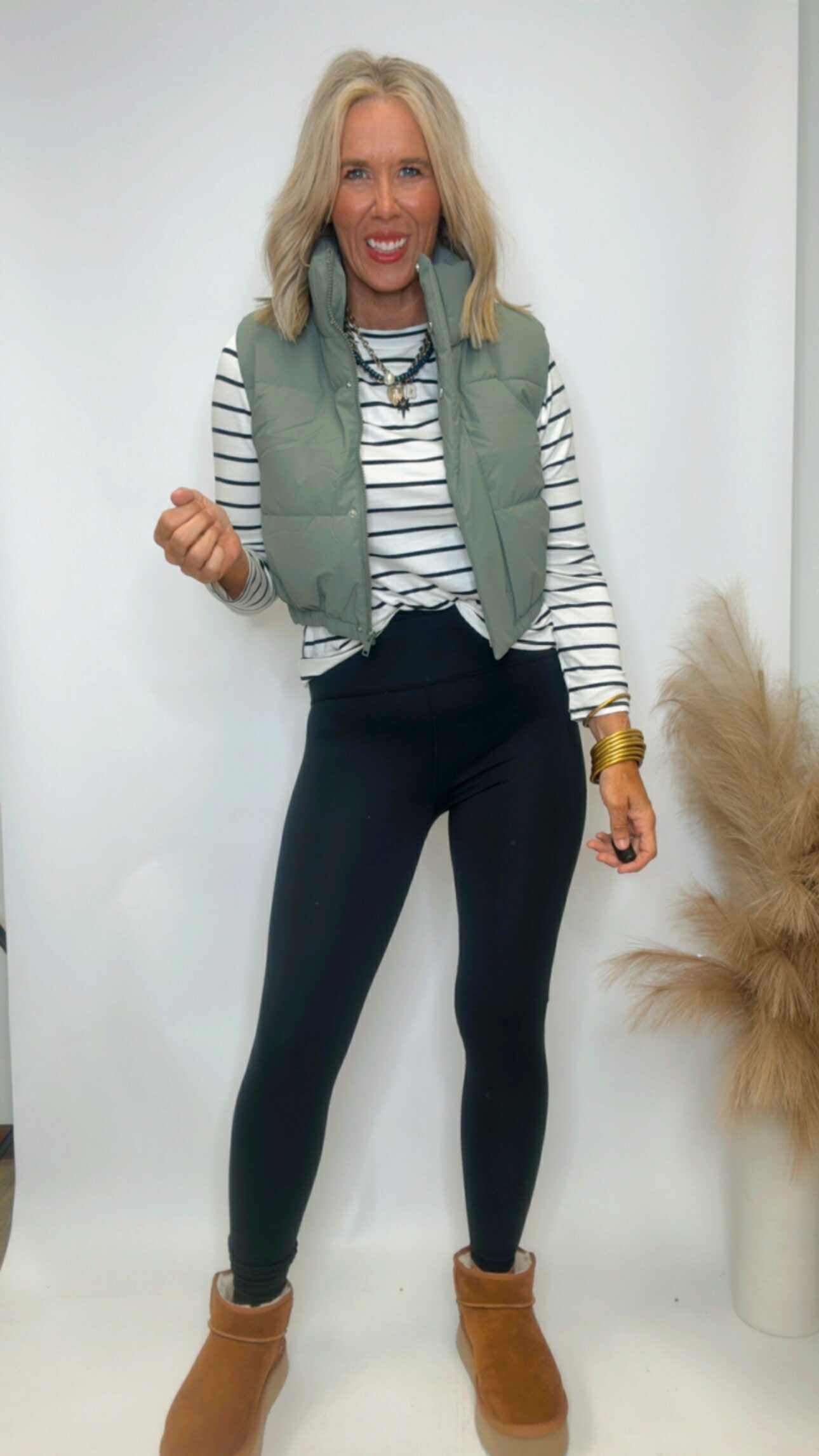 Cropped Puffer Vest (3 COLORS) *DEAL