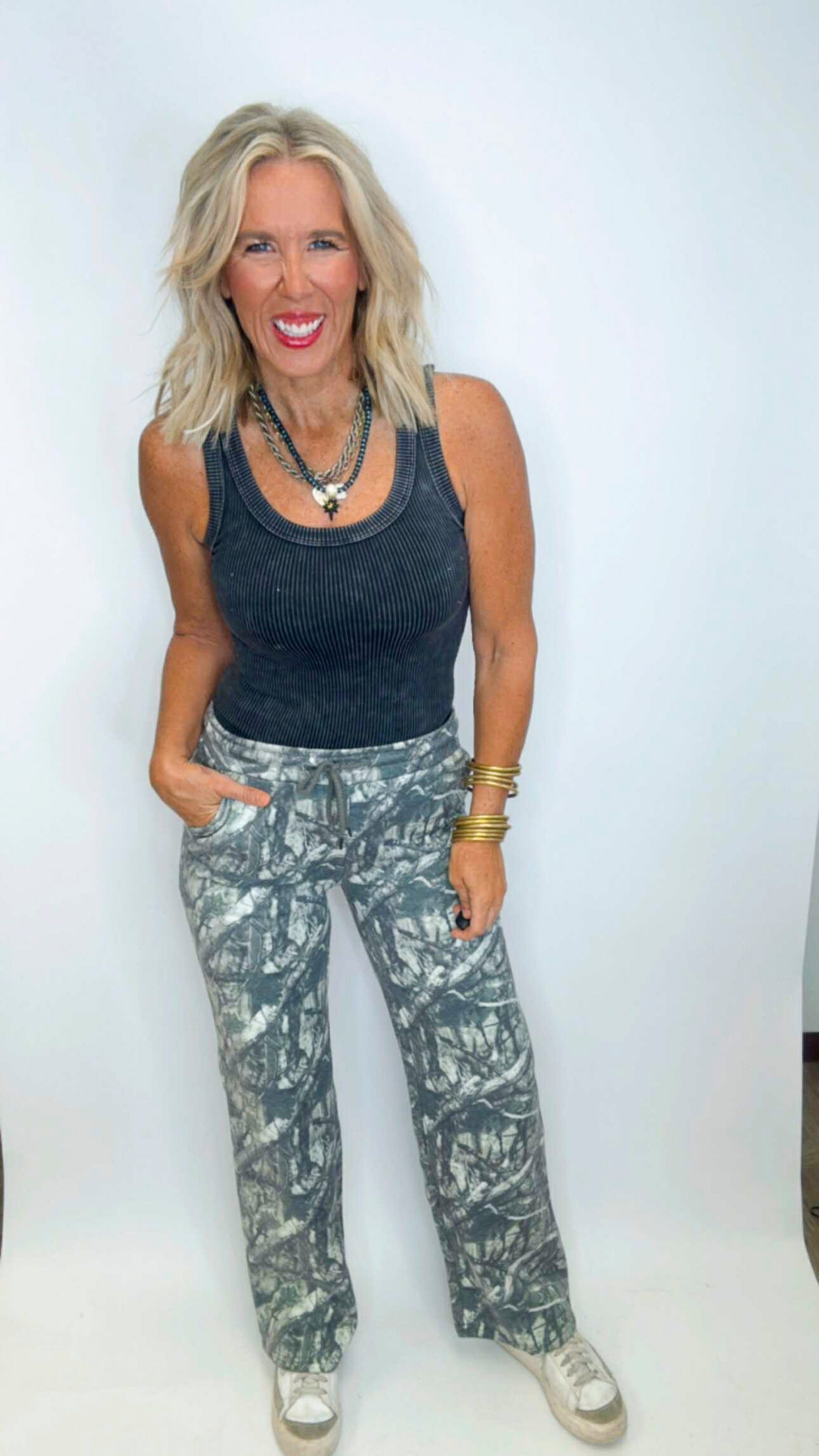 Fleece Mid Rise Camo Stright Leg Pants (2 COLORS)