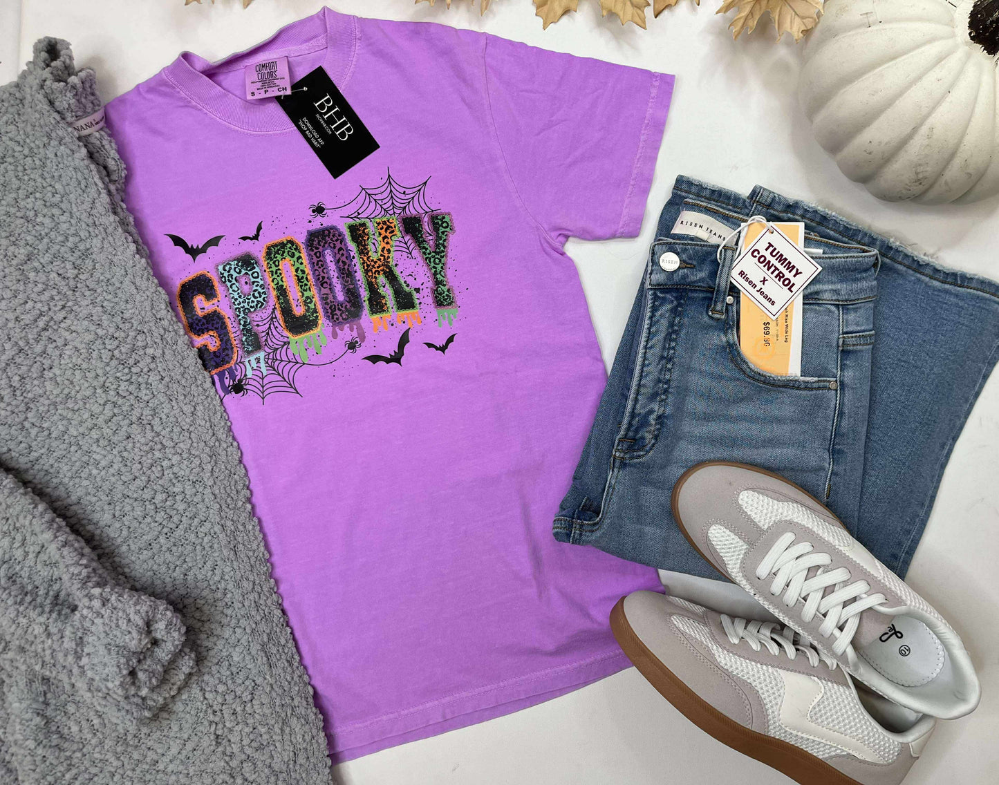 Spaypaint Leopard Spooky Garment Graphic T-shirt