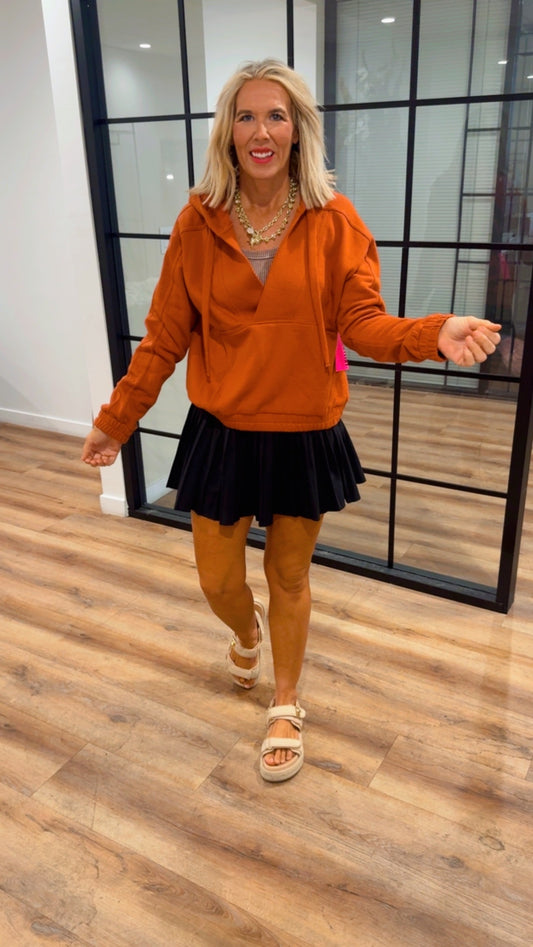 RUST PULLOVER HOODIE | BUCKETLIST *LA LIVE PREORDER