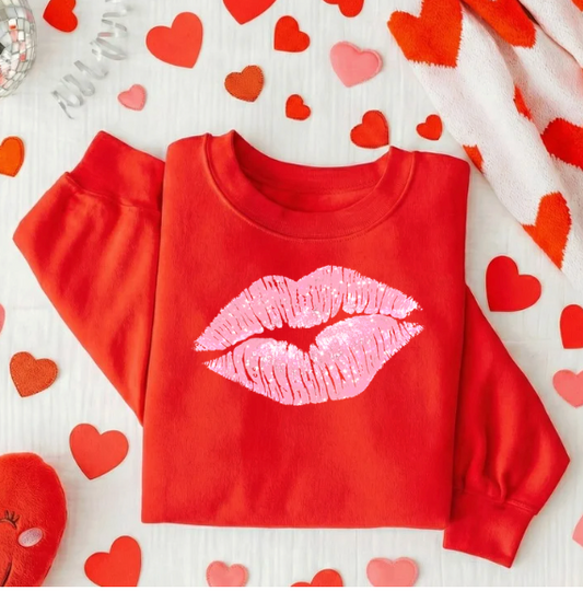 Lip Love Red Crewneck Graphic Sweatshirt *