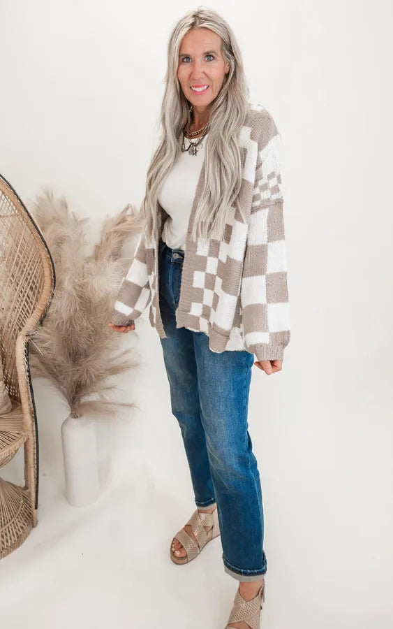 Checkered 2 Toned Color Block Crochet Cardigan (3 COLORS) | MIRACLE *LA LIVE PREORDER