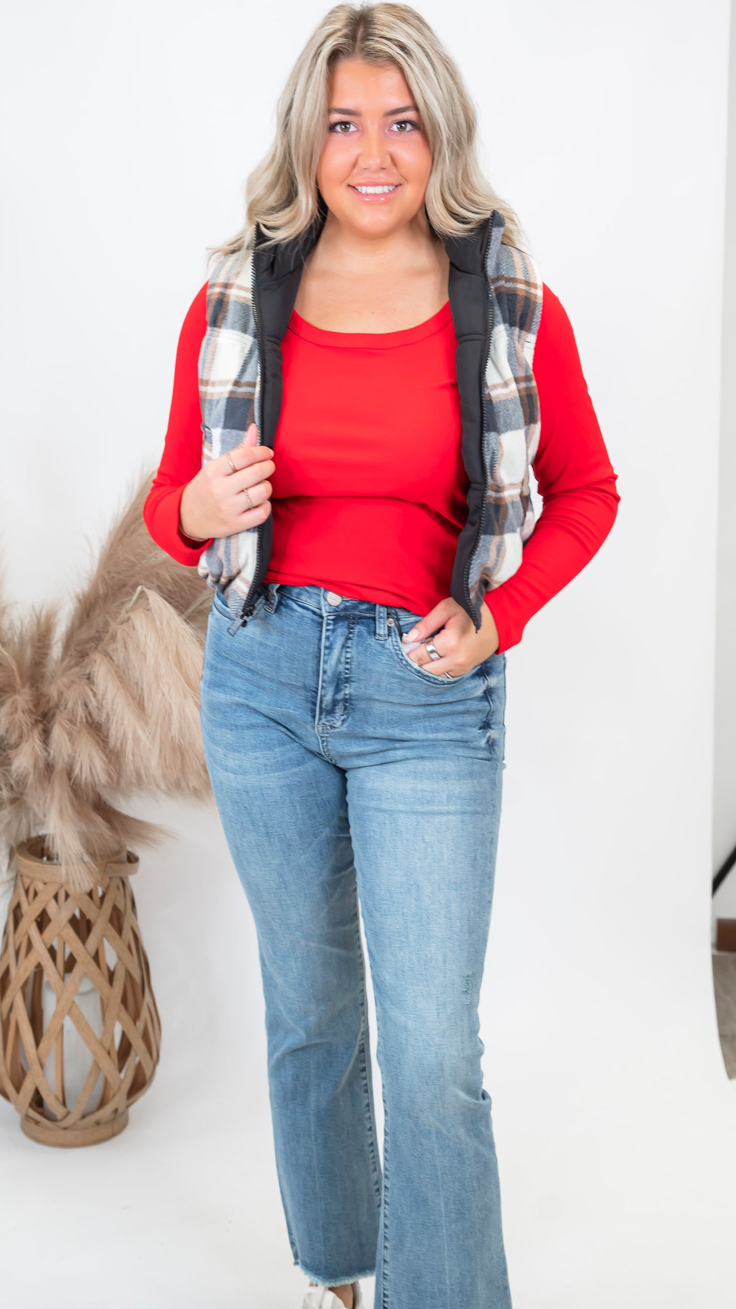 Black Full-zip Reversible Plaid Puffer Vest *DEAL*
