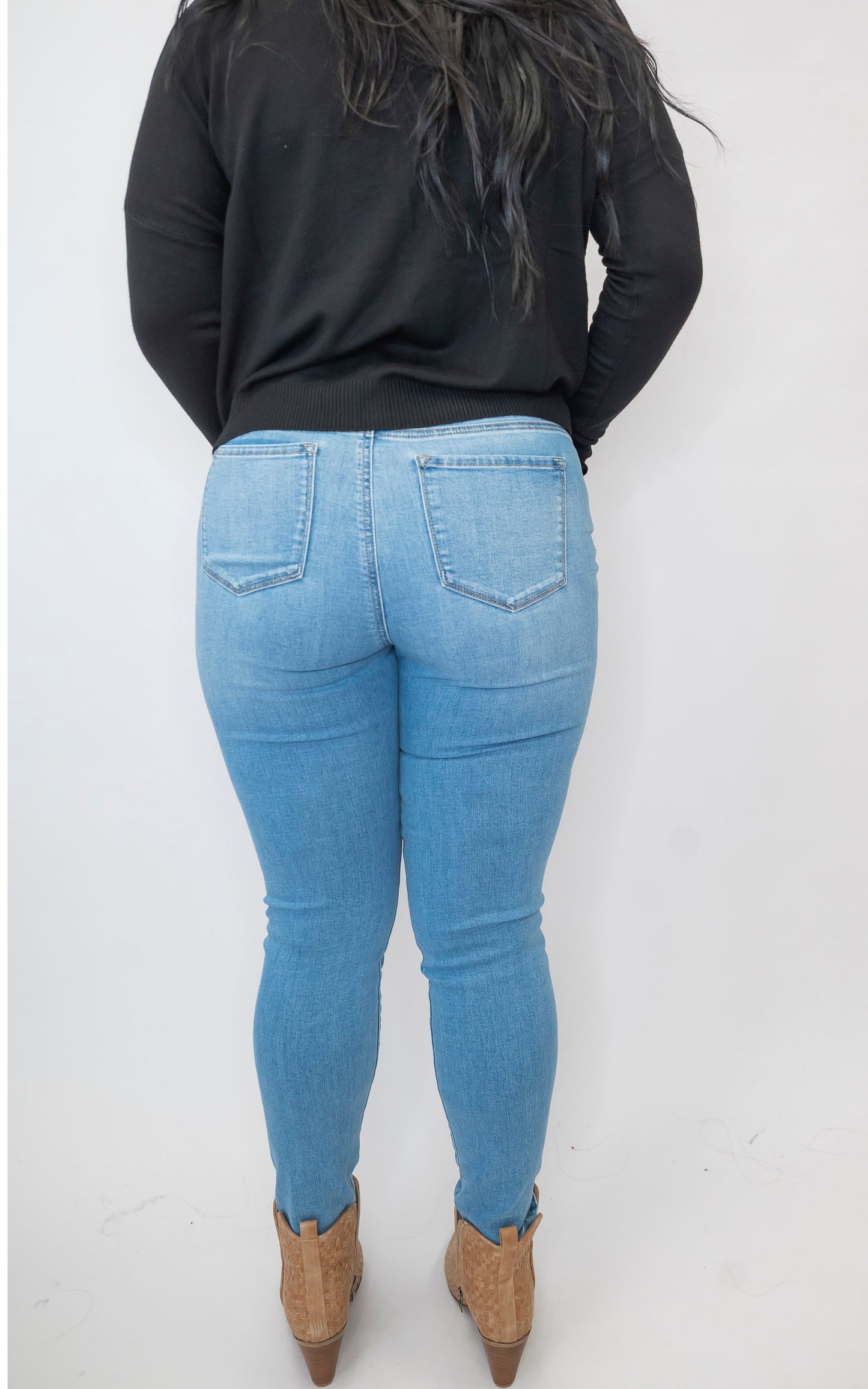 Light Wash Classic High Rise Skinny Jeans