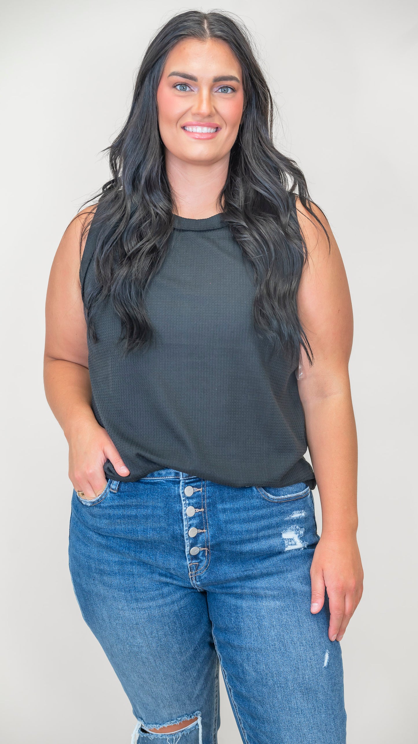 Round Neck Tank Top (4 COLORS) - Final Sale