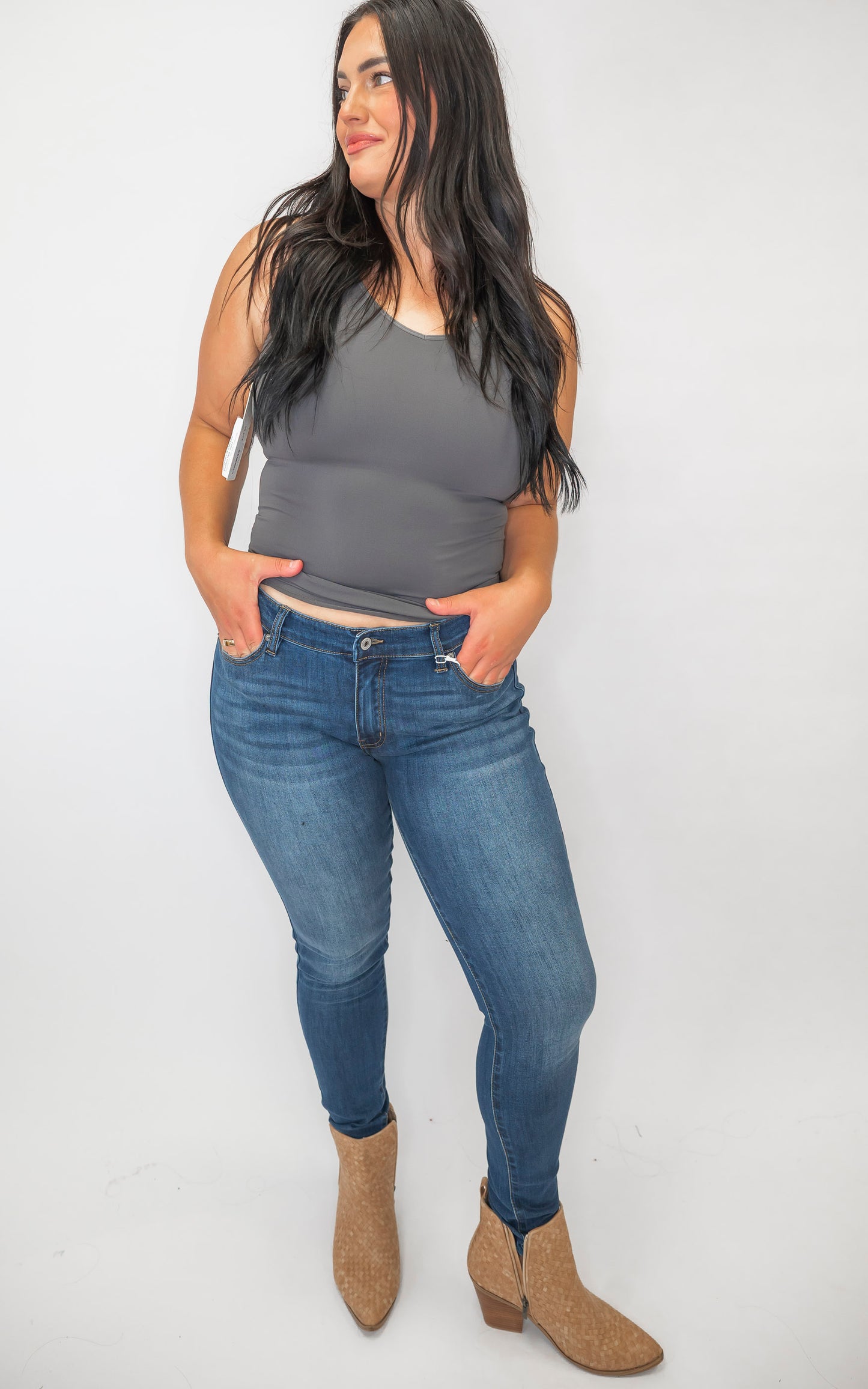 Reversible V Or U Neckline Seamless Tank - Part 2 (10 COLORS)