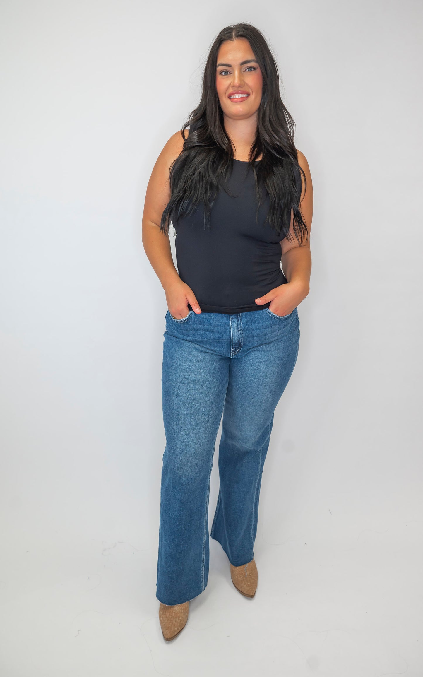 Reversible V Or U Neckline Seamless Tank - Part 2 (10 COLORS)