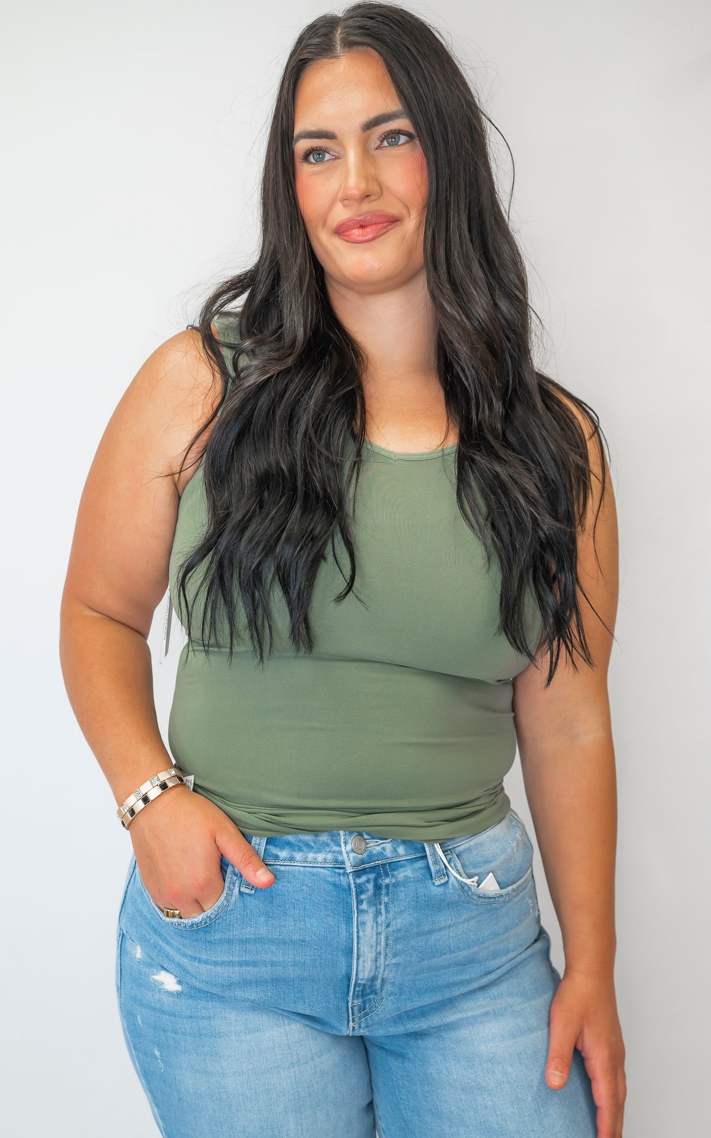 Reversible V Or U Neckline Seamless Tank - Part 2 (10 COLORS)