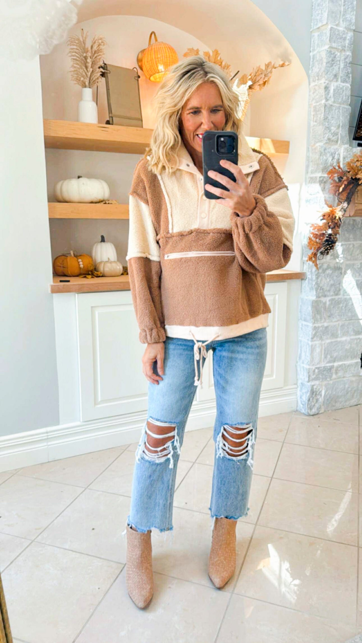 Dusted Cocoa Fleece Pullover Top
