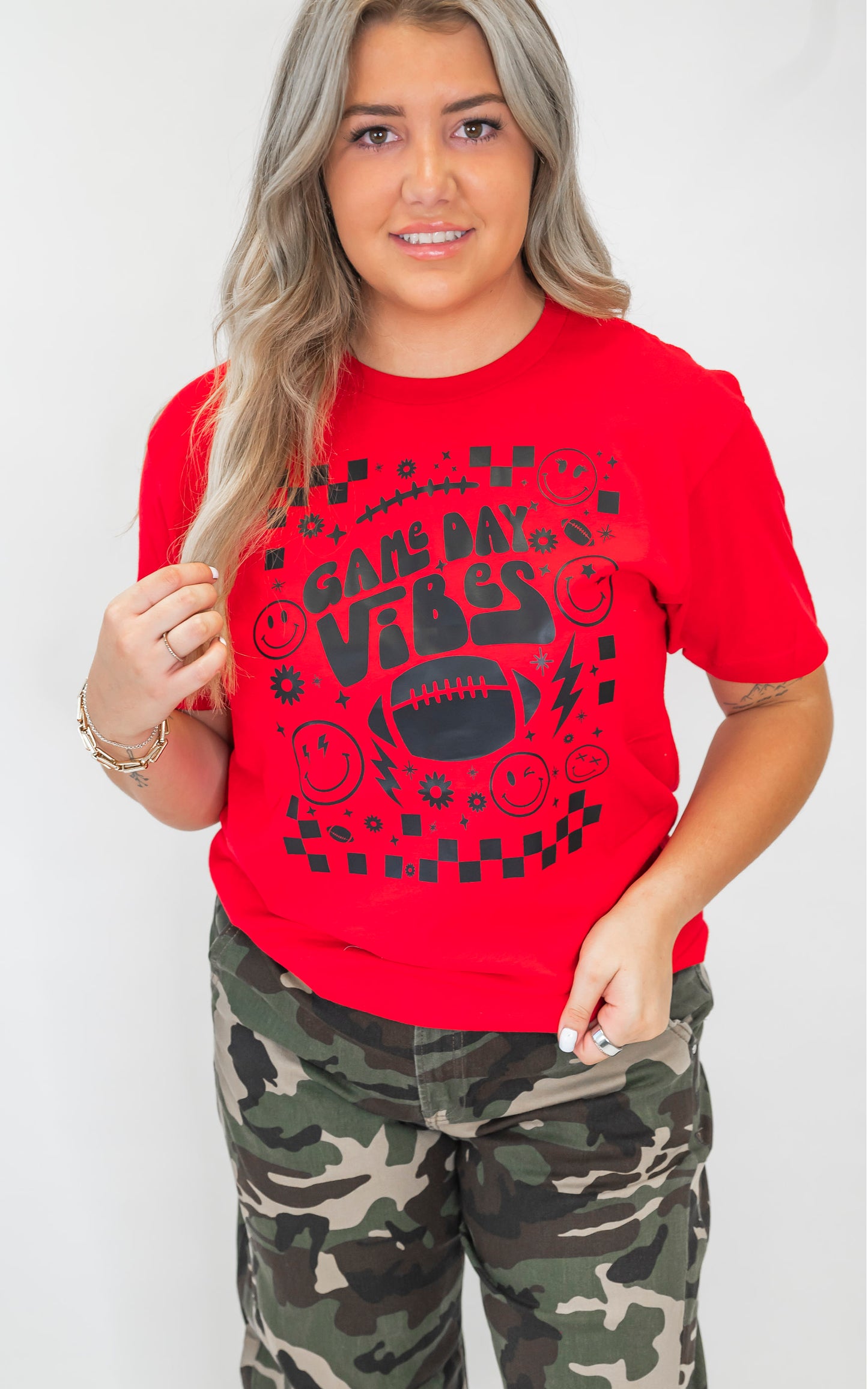 Game Day Vibes Graphic T-shirt