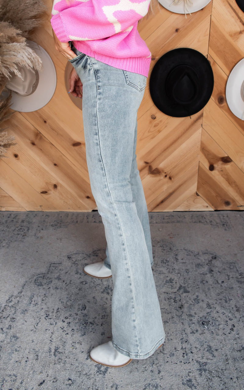 Mid Rise Pin Tack Flare Denim Jeans | Judy Blue
