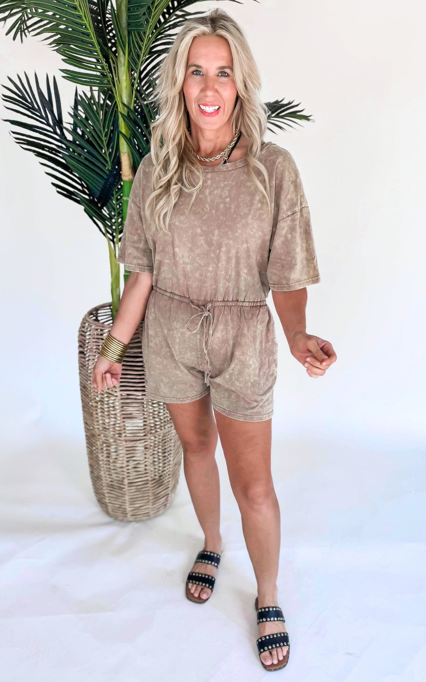 Cocoa Short Sleeve Mineral Wash Short Romper - Final Sale