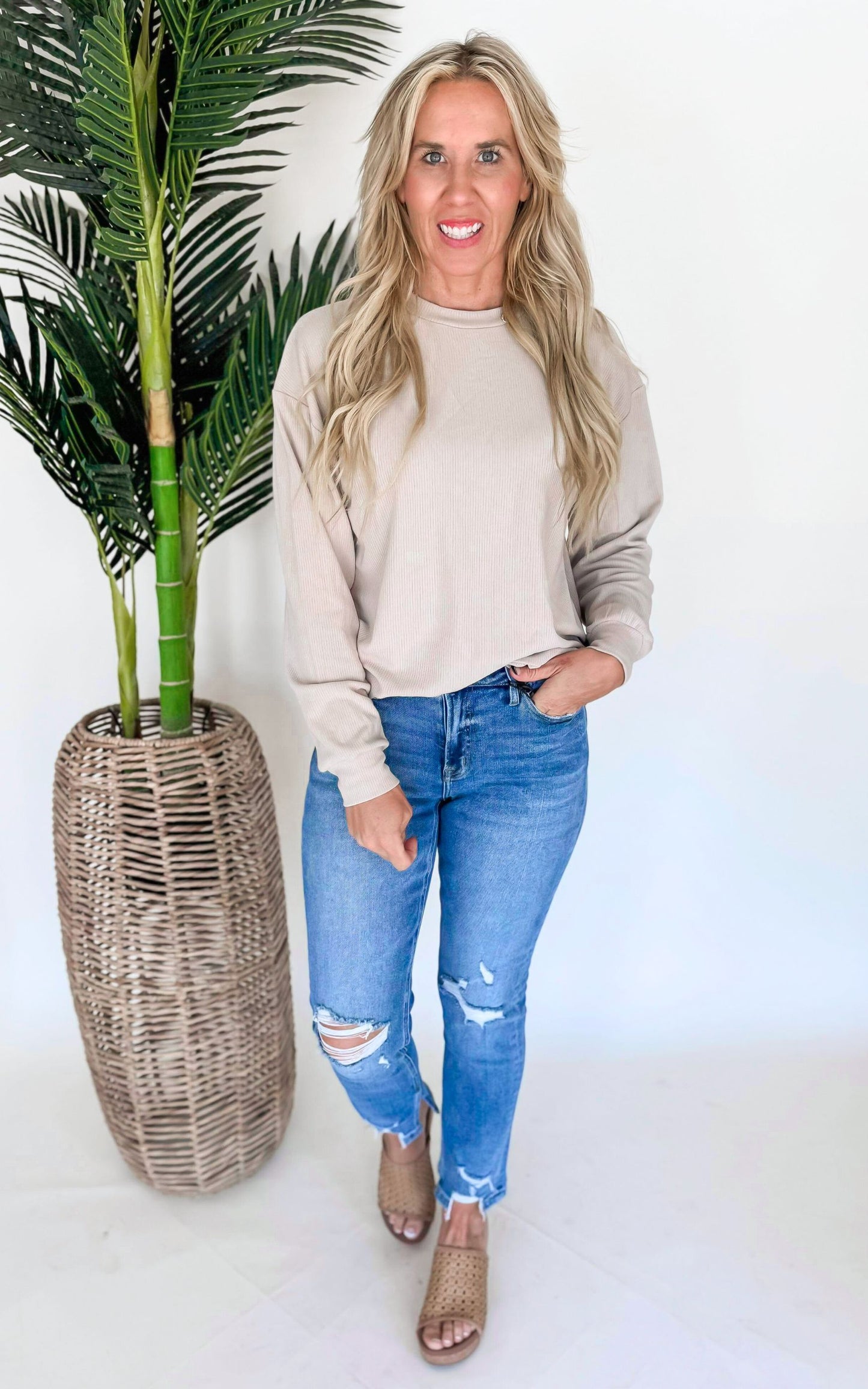 MICA | High Rise Ankle Straight w/ Side Slit Denim Jeans**
