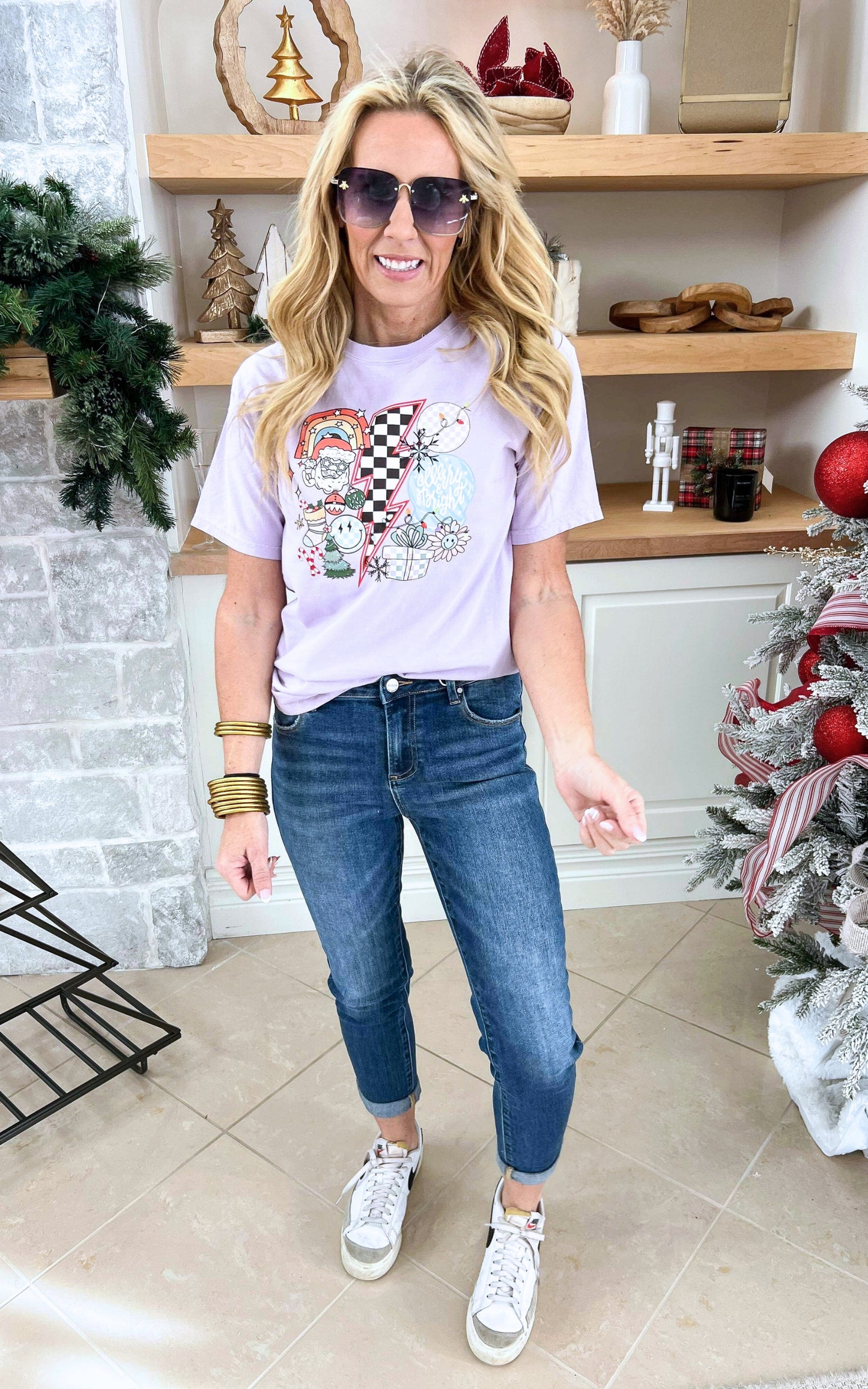 Merry & Bright Checkered Christmas Graphic T-shirt**