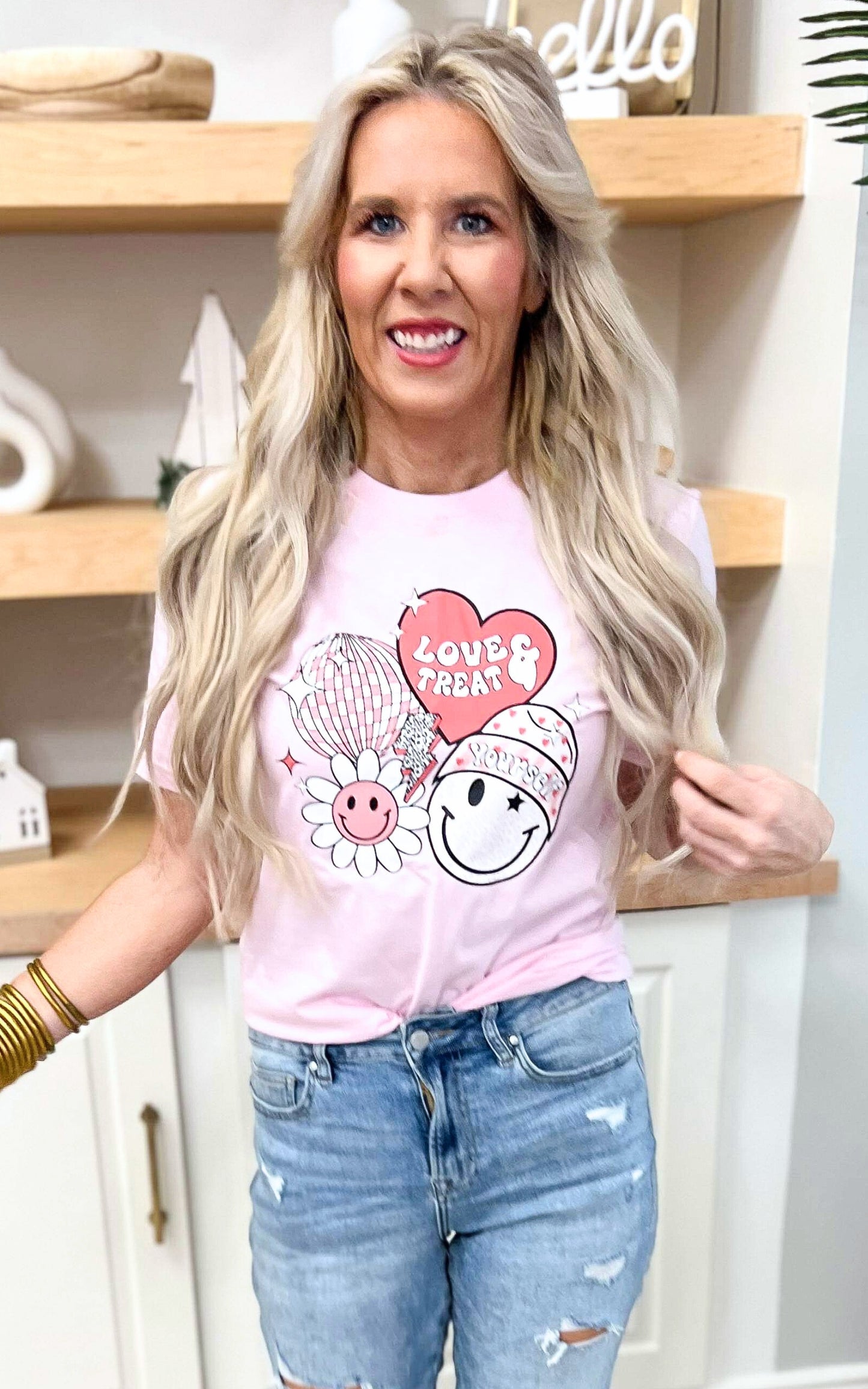 Vintage Love Graphic T-shirt