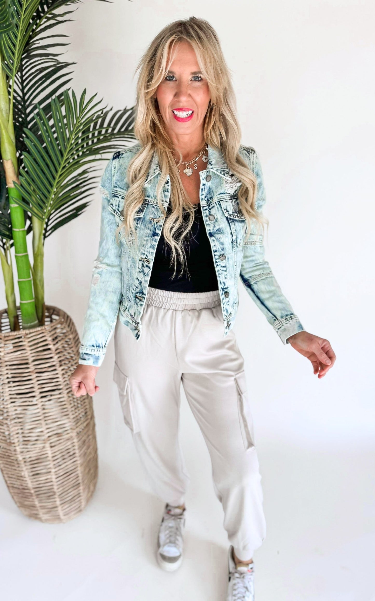 High Waisted Solid Knit Cargo Pants | WHITE BIRCH - Final Sale