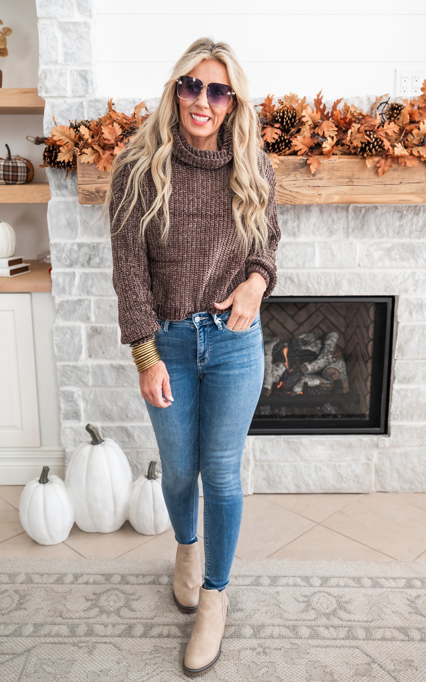 FALL MOCHA SWEATER