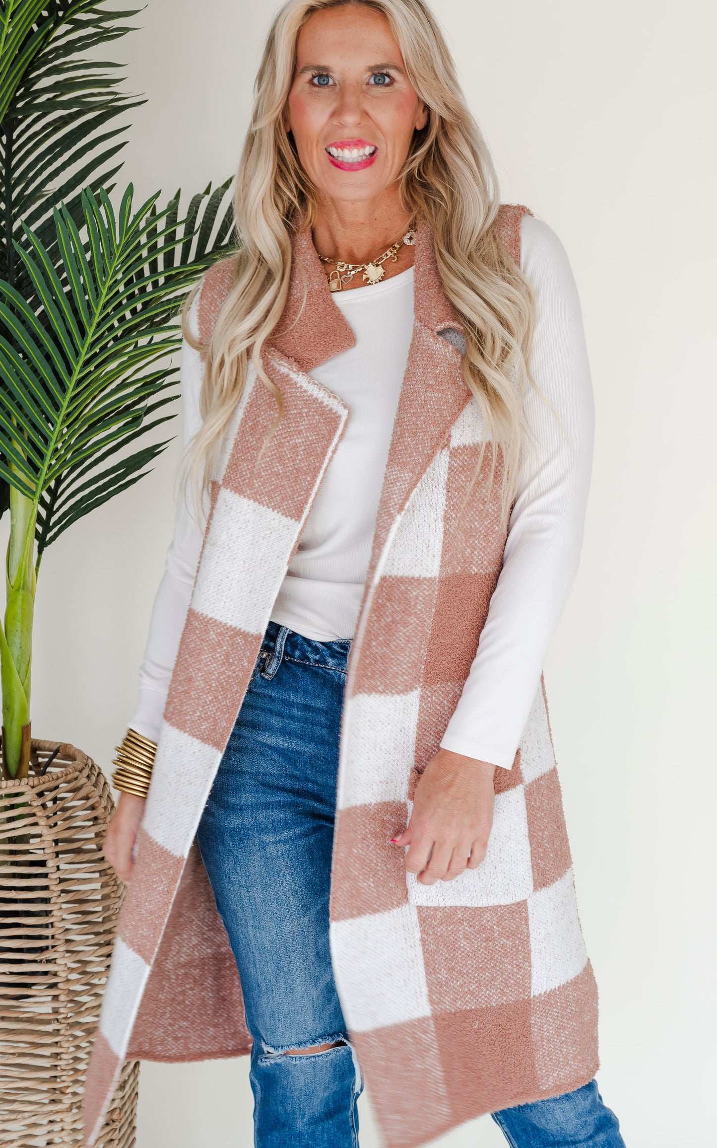 Mocha Checked Long Sweater Vest | SALTY WAVE