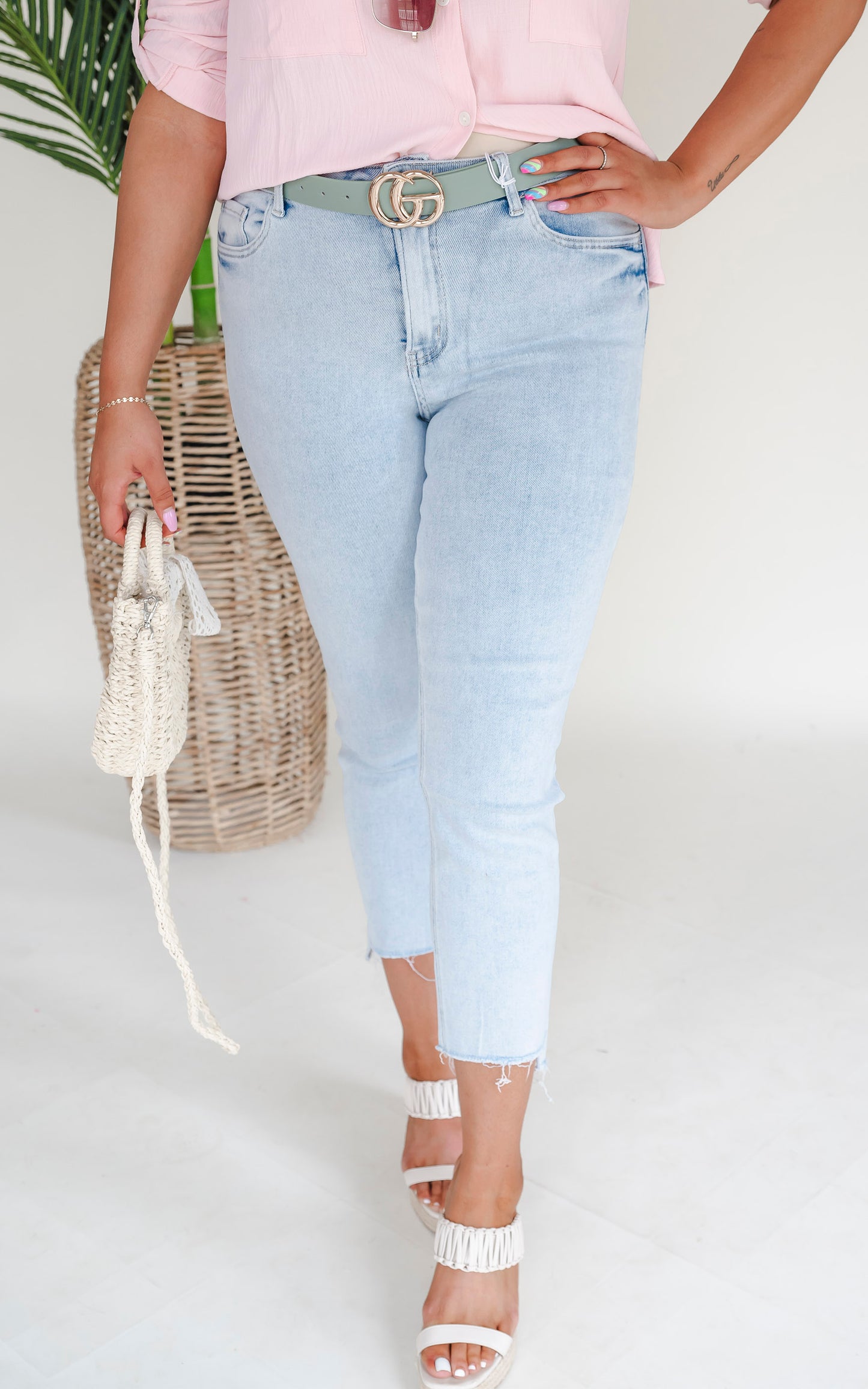 LOVERVET | Notably High Rise Slim Straight Denim Jeans (REG/CURVY)** - Final Sale