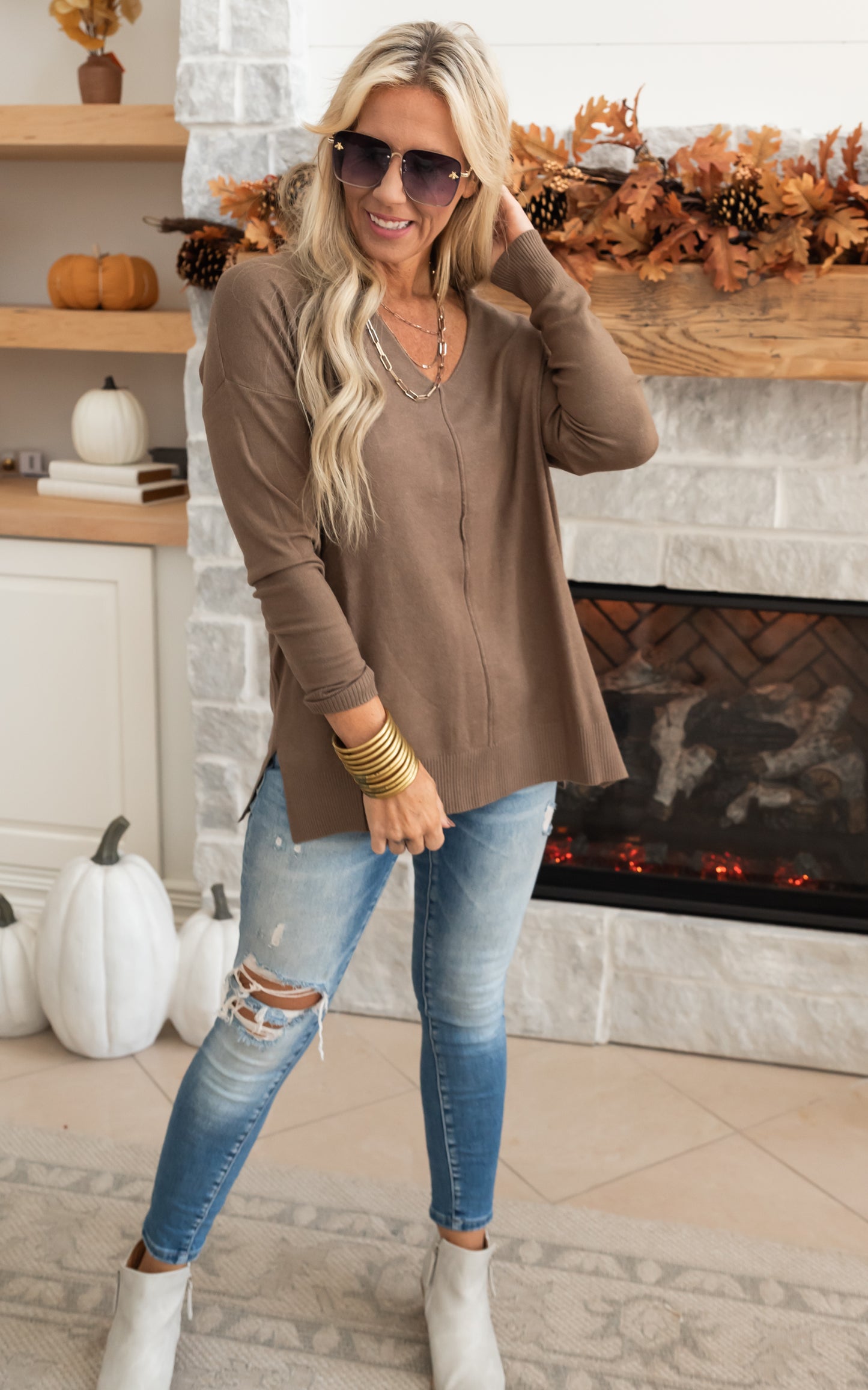 MOCHA V-NECK EXPOSED SEAM SWEATER