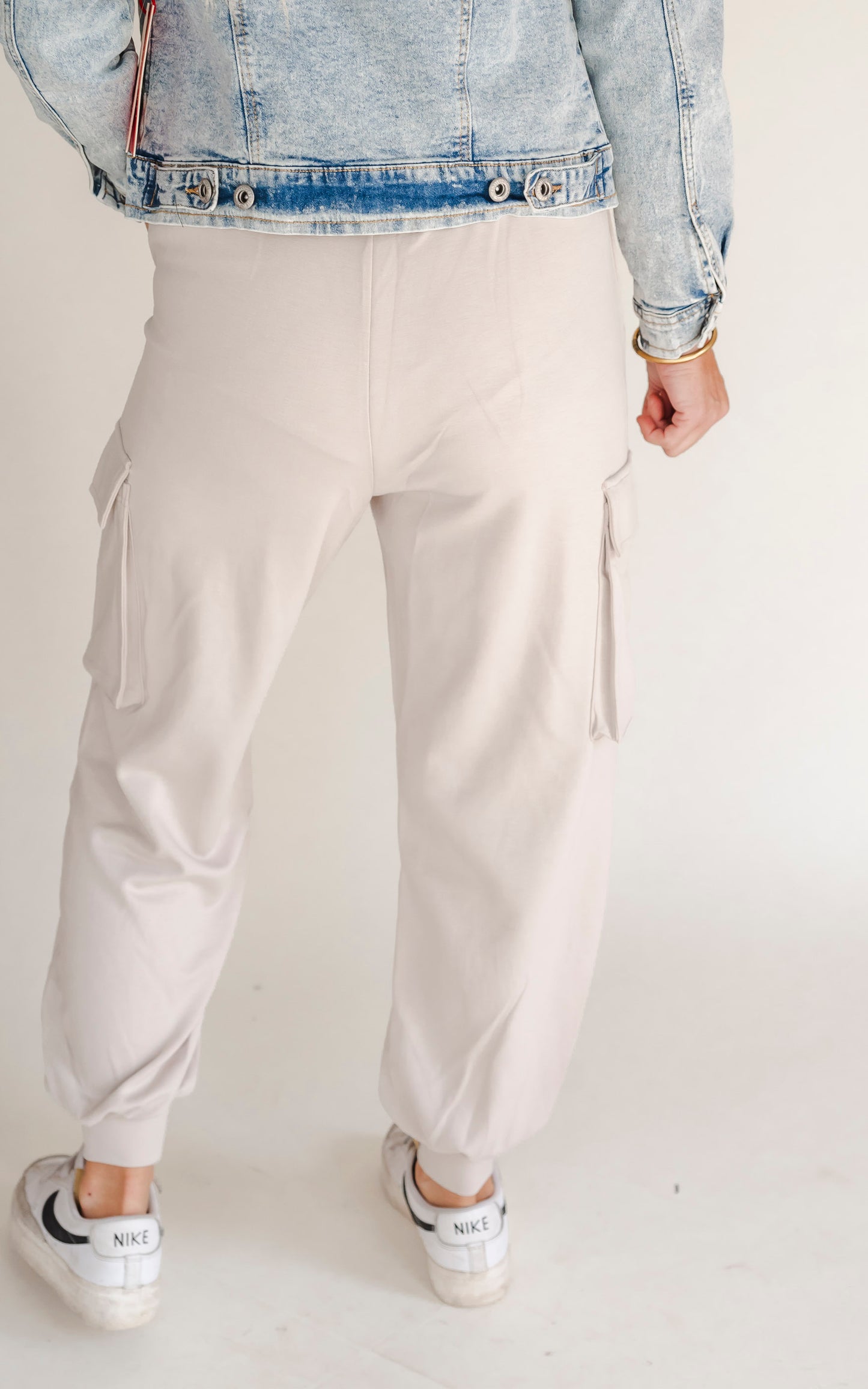 High Waisted Solid Knit Cargo Pants | WHITE BIRCH - Final Sale