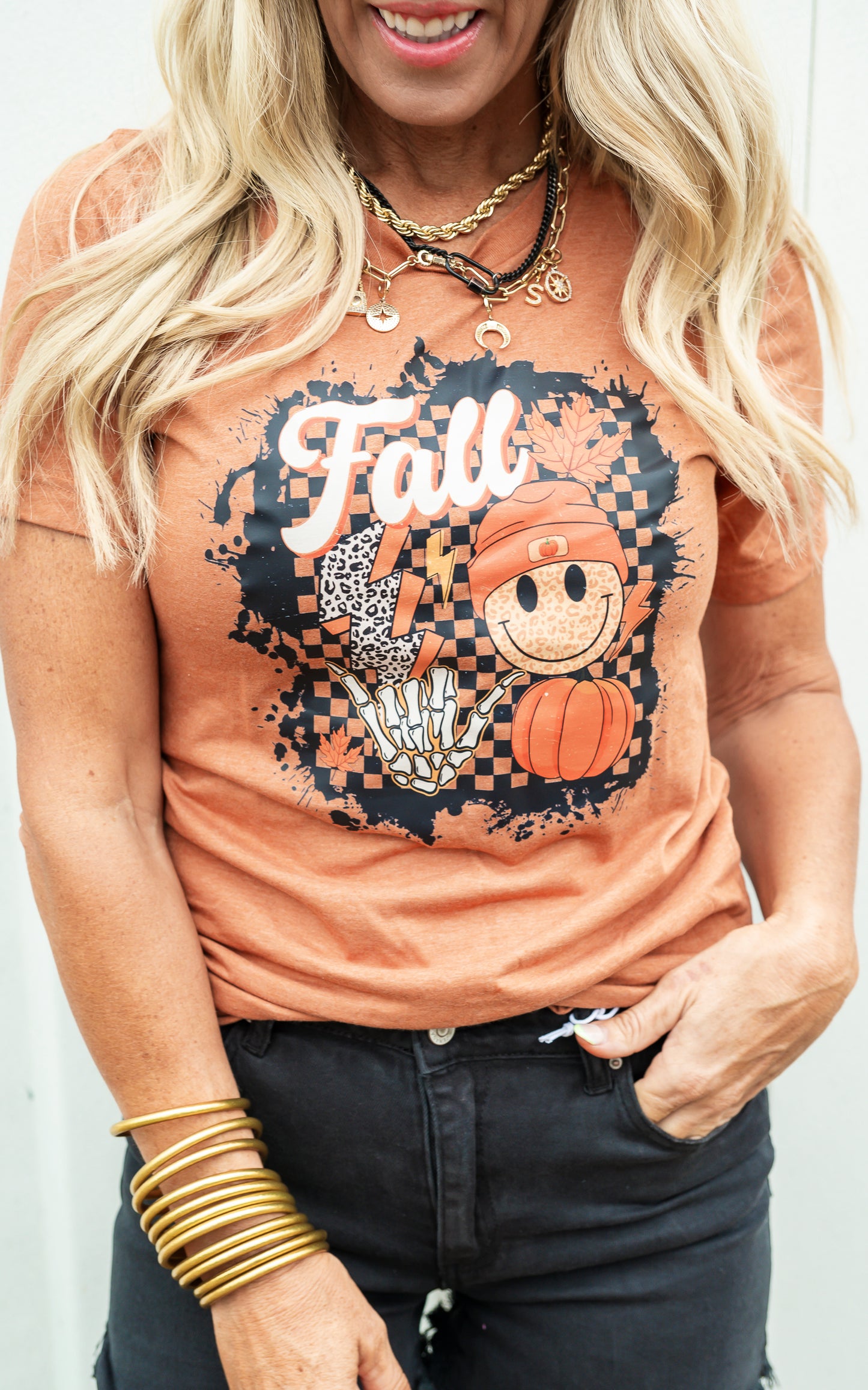Its Giving Fall Vibes Graphic T-shirt - FINAL SALE