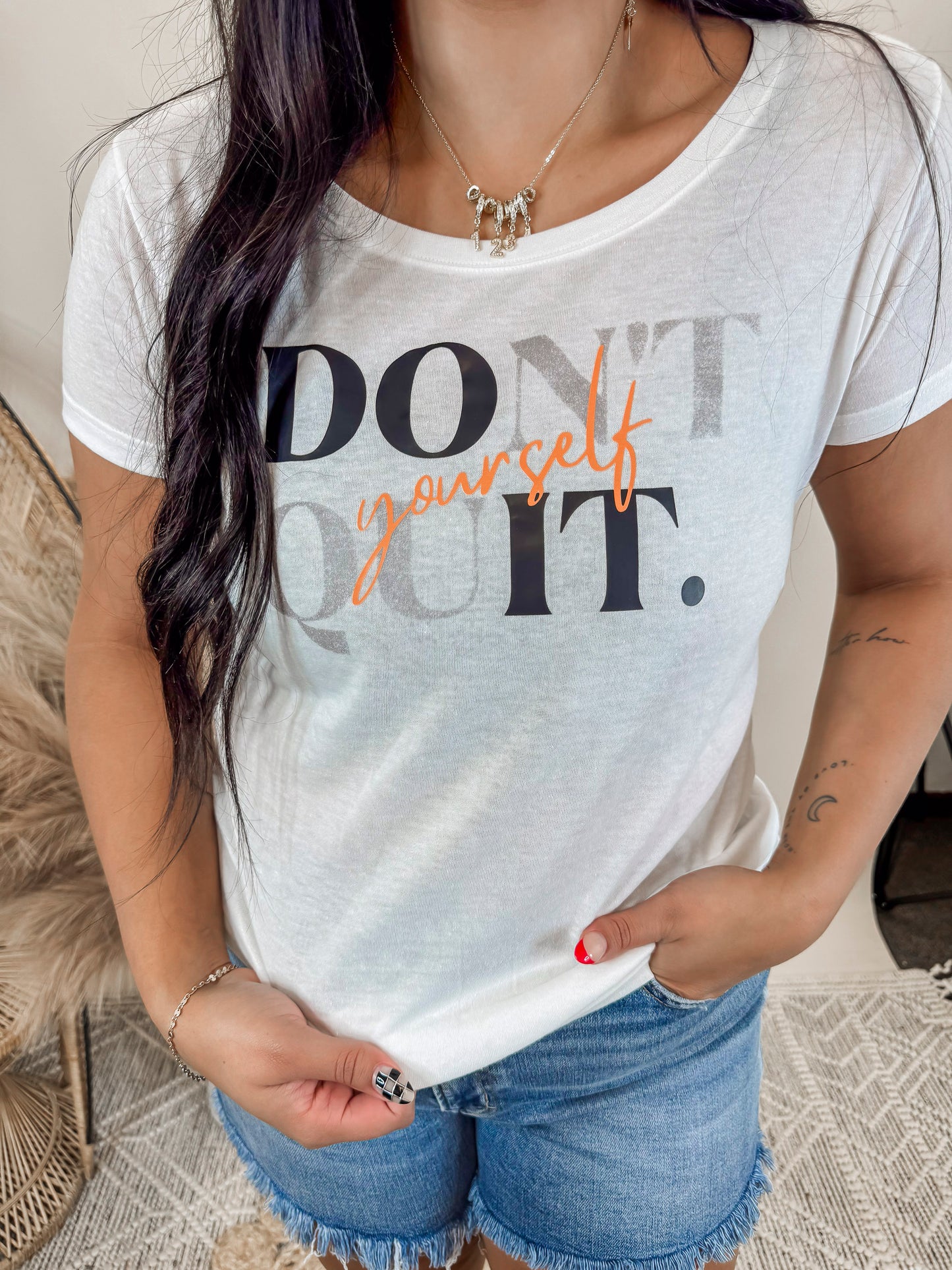 Don't Quit Yourself Graphic Scoop Neck T-shirt