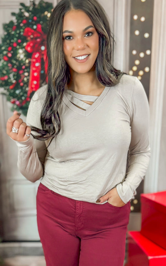 City Chic Long Sleeve Lightweight Top