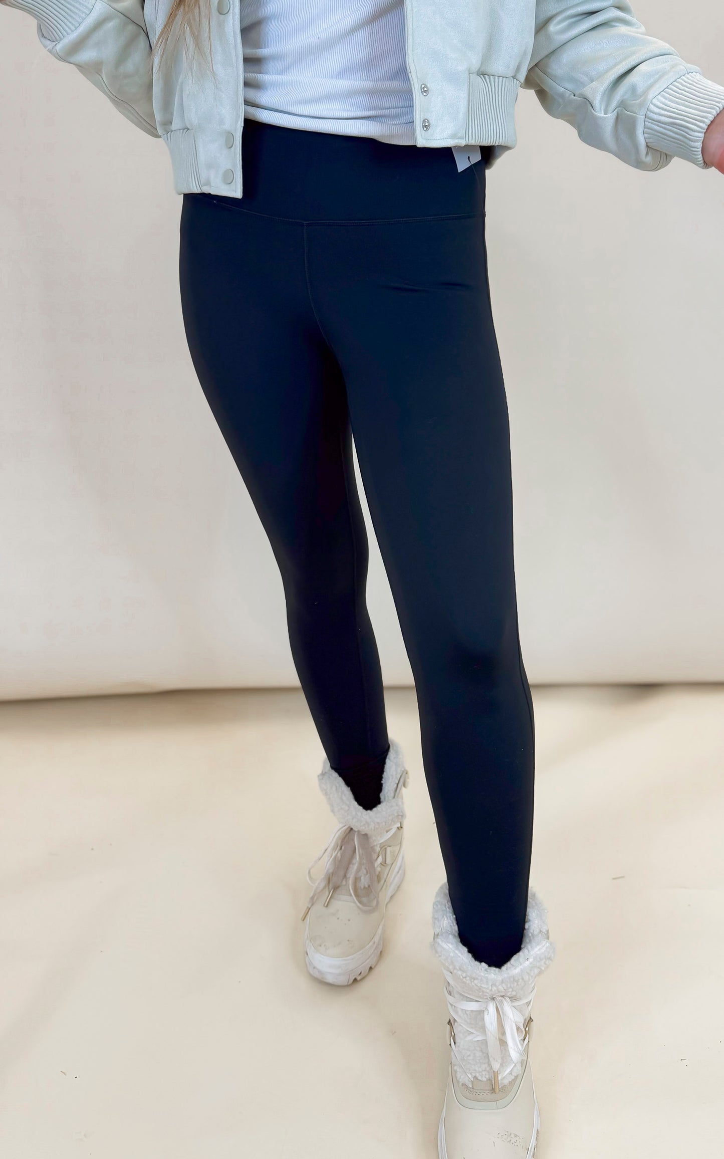 MONO B |Tapered Band Essential Solid Highwaist Leggings - Final Sale