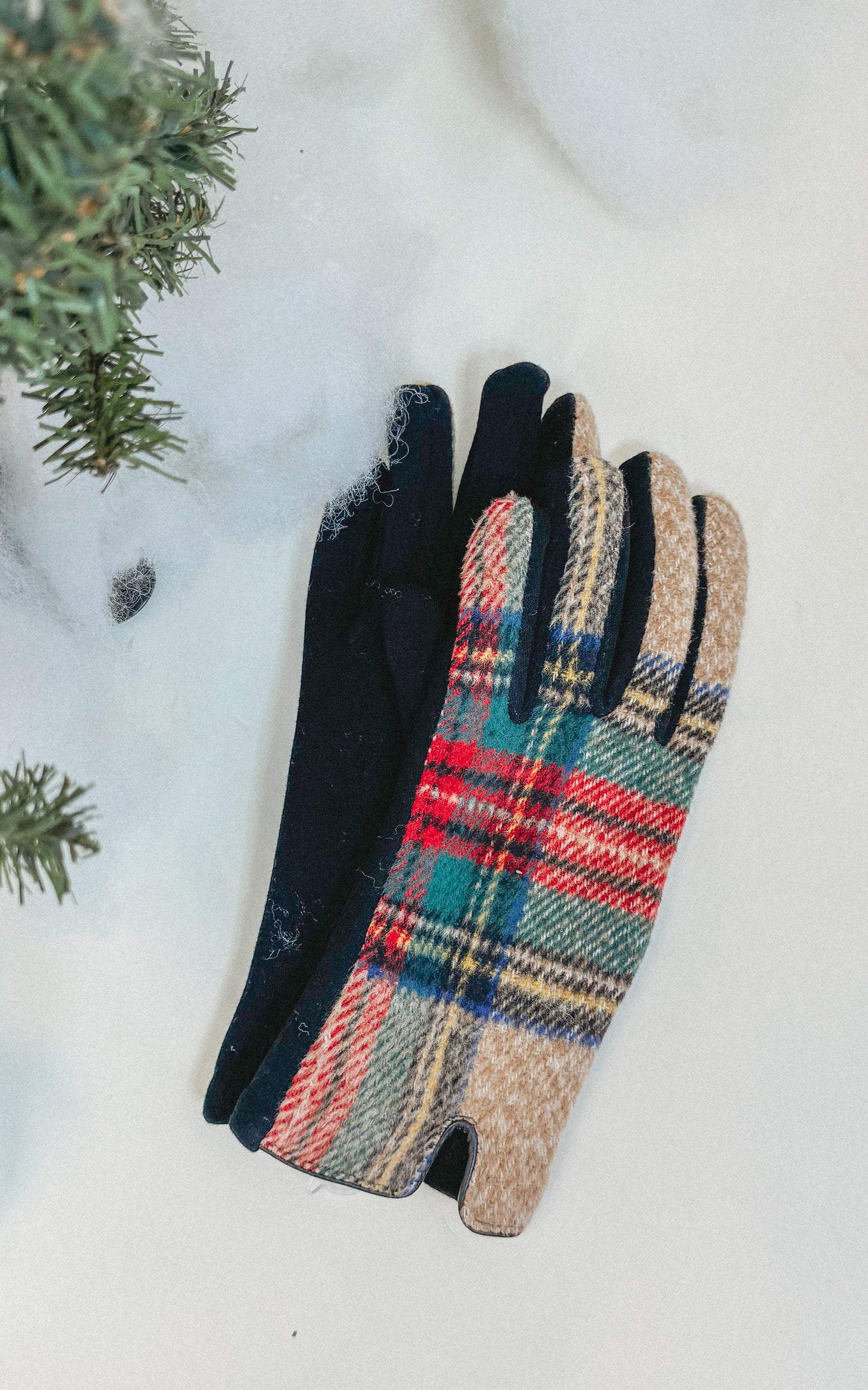Symmetrical Plaidberry Gloves - Final Sale