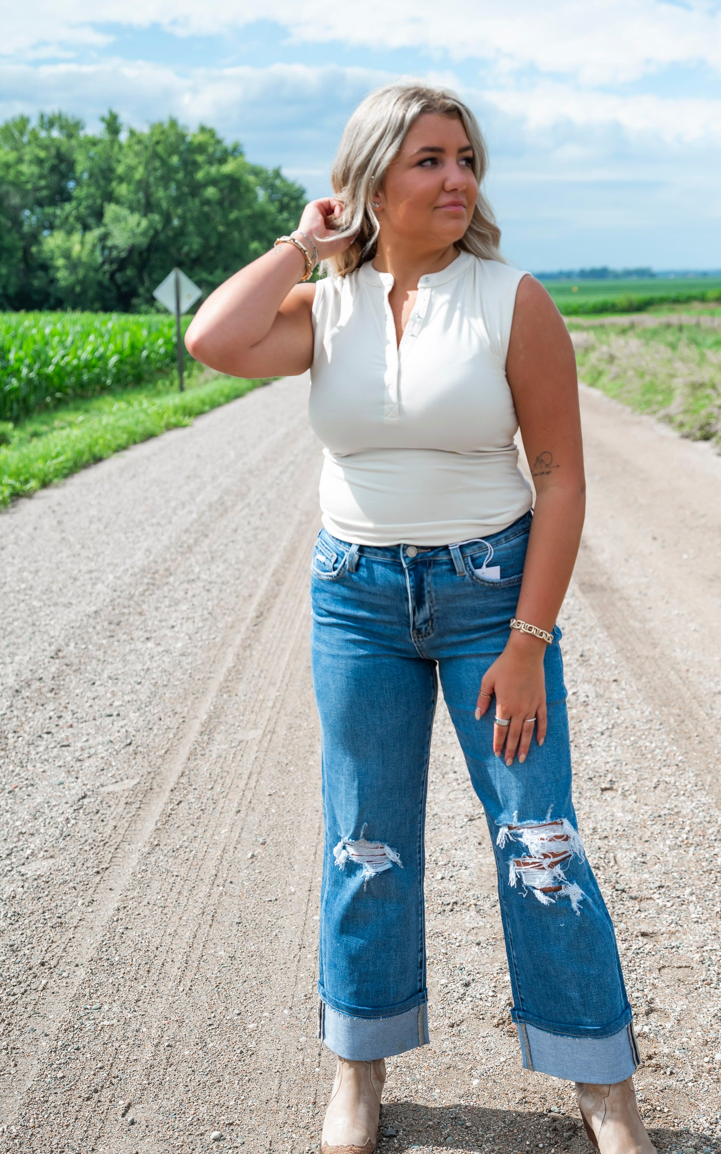 Essential Micro-ribbed Henley Tank Top | MONO B