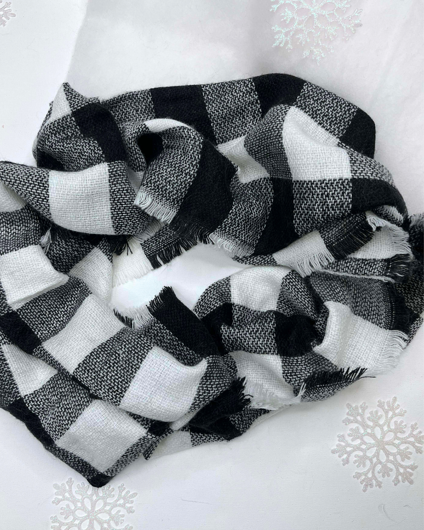 Black/White Buffalo Plaid Infinity Scarf - DEAL