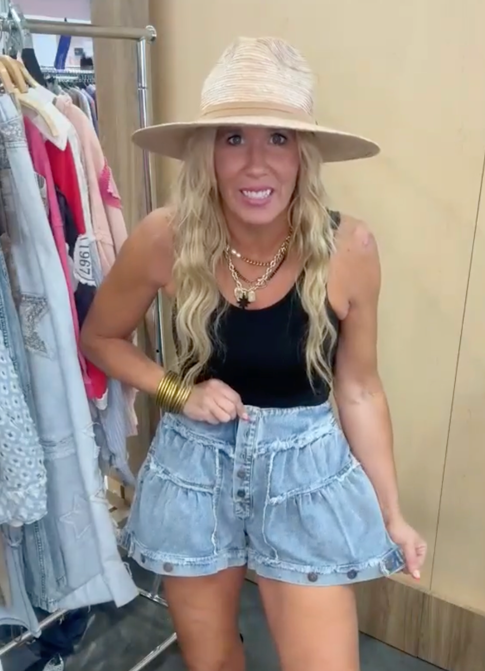 Washed Ruffle Denim Shorts | OLI & HALI
