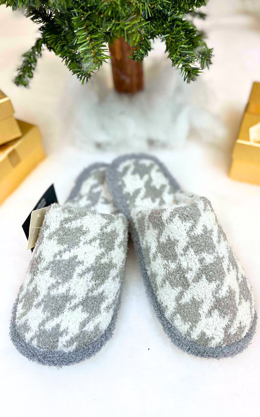 Houndstooth Slipper - Final Sale
