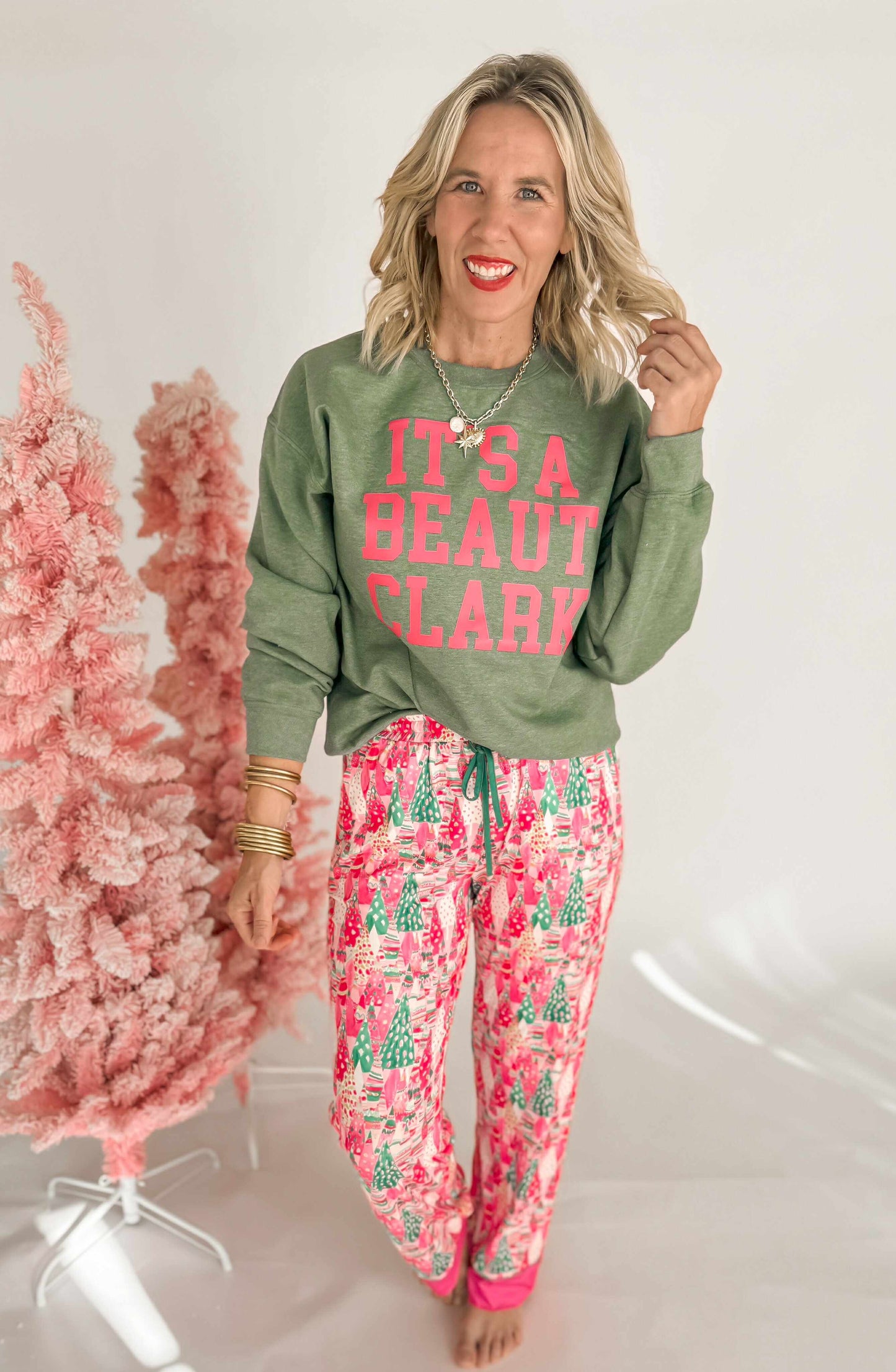 It's A Beaut Clark Crew Neck Graphic Sweatshirt