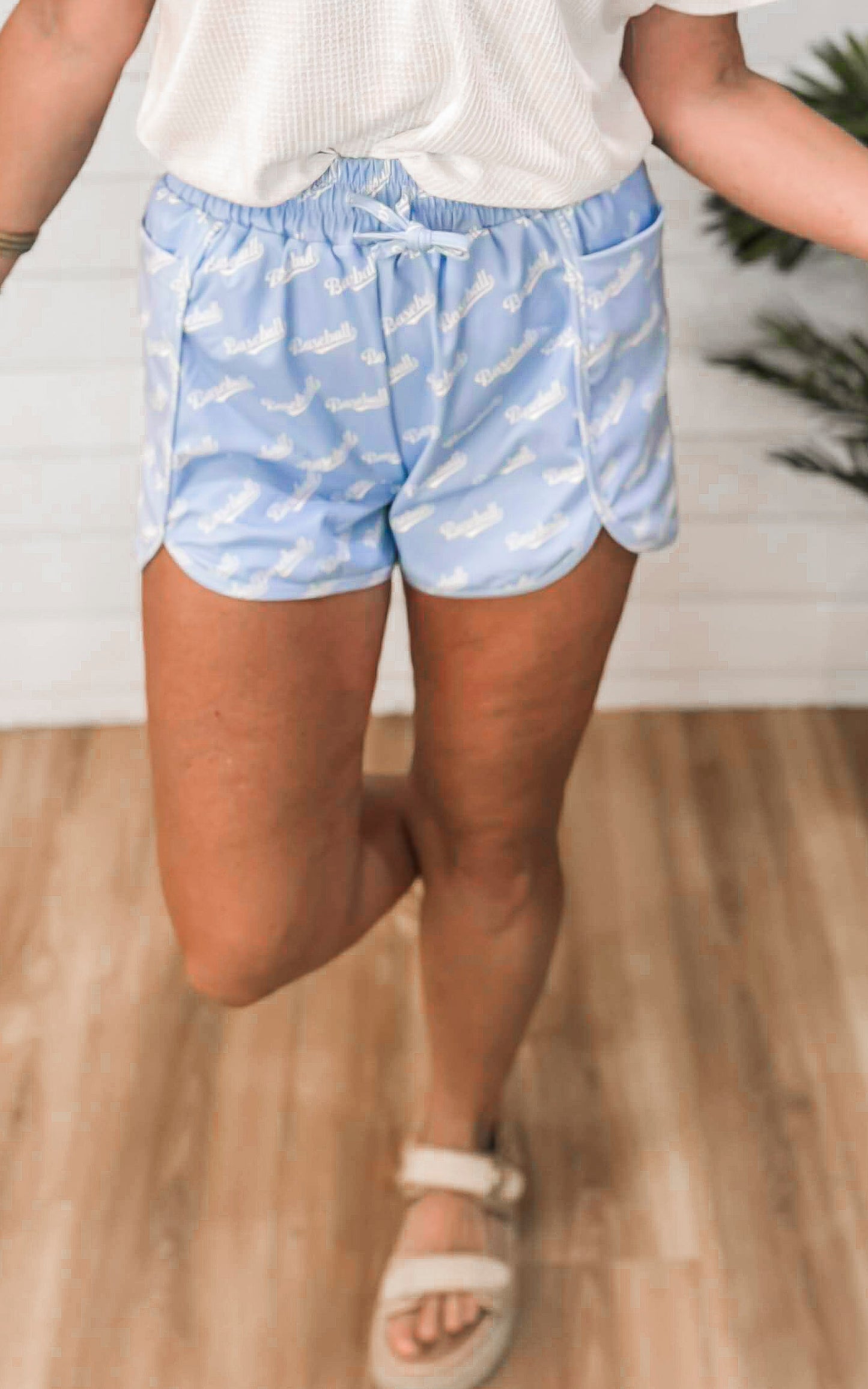 Baseball On The Go Daily Short 4" Inseam | SALTY WAVE
