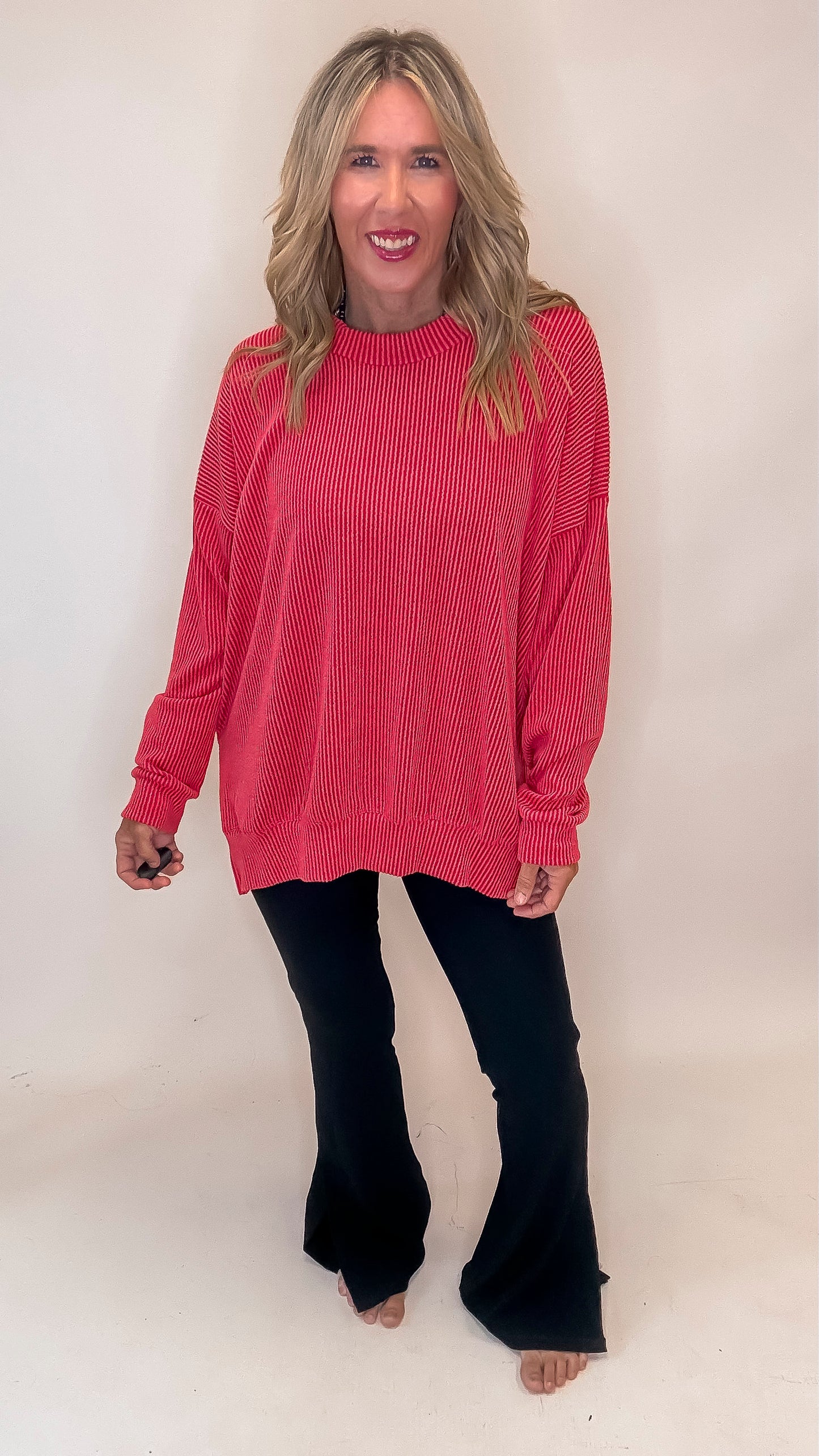 Sara's Steals & Deals: Wave Rib Oversized Sweatshirt With Side Slit (11 COLORS)