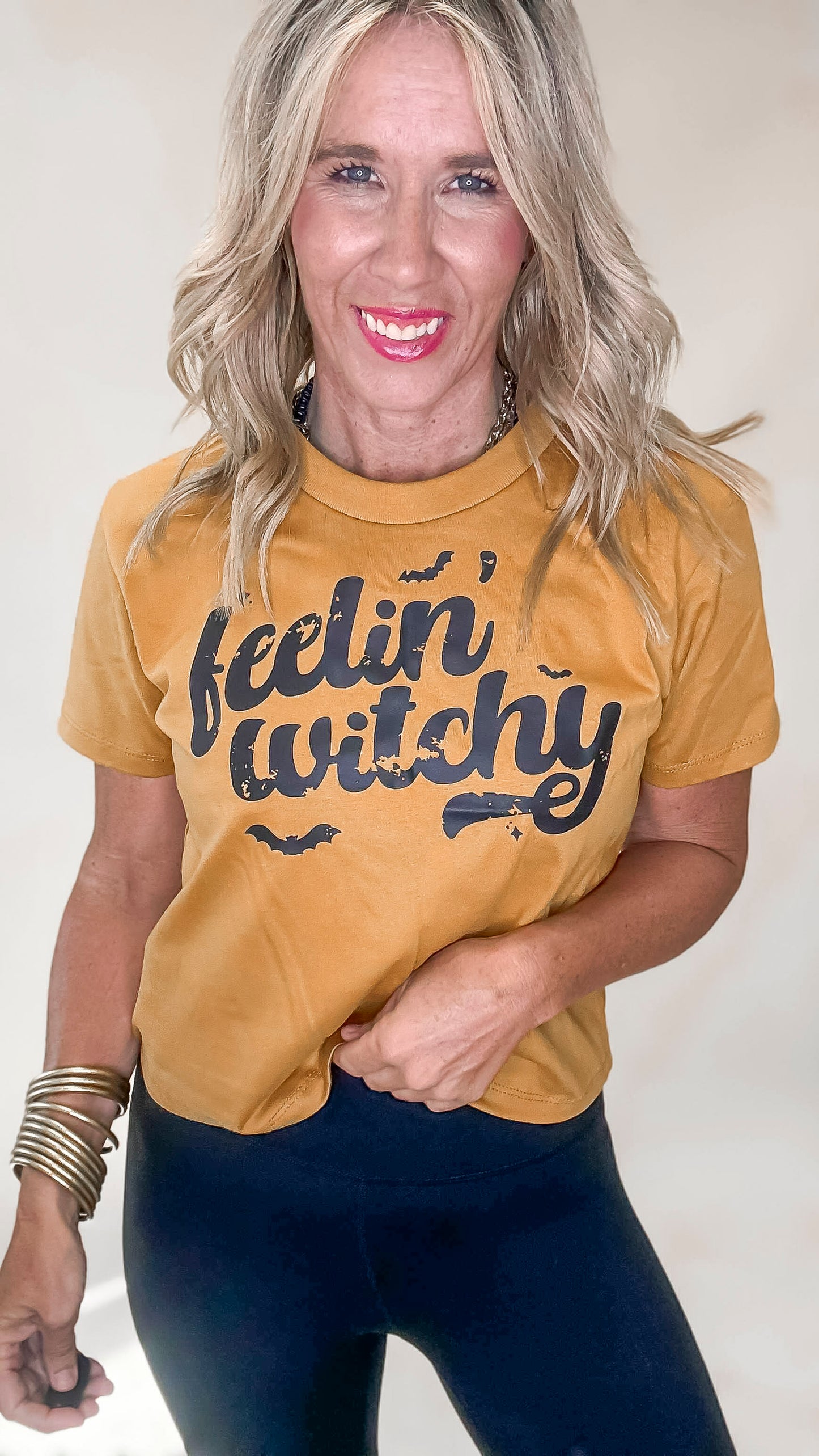 Antique Gold Feeling Witchy Garment Dyed Graphic Boxy Crop T-shirt