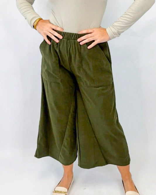 Wide-leg Corduroy Culotte Pants (2 COLORS)
