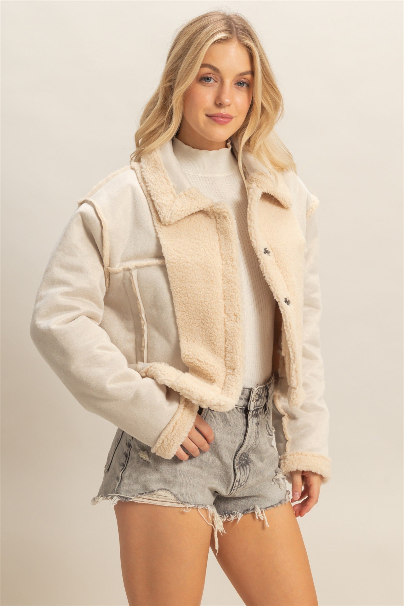 Reversible Suede Sherpa Mixed Jacket (2 COLORS) | HYFVE *LA LIVE PREORDER