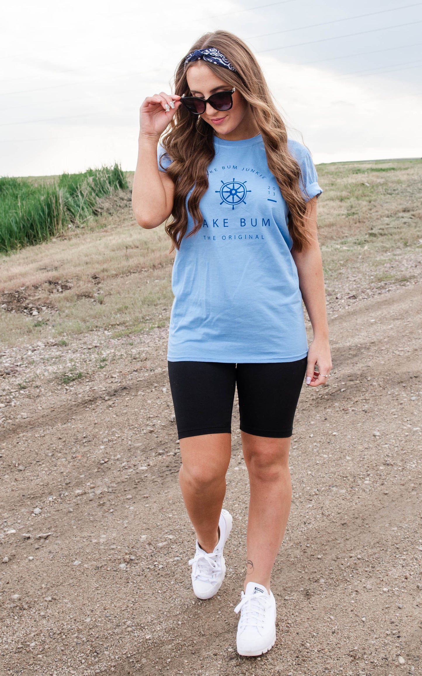 sea blue lake bum tee