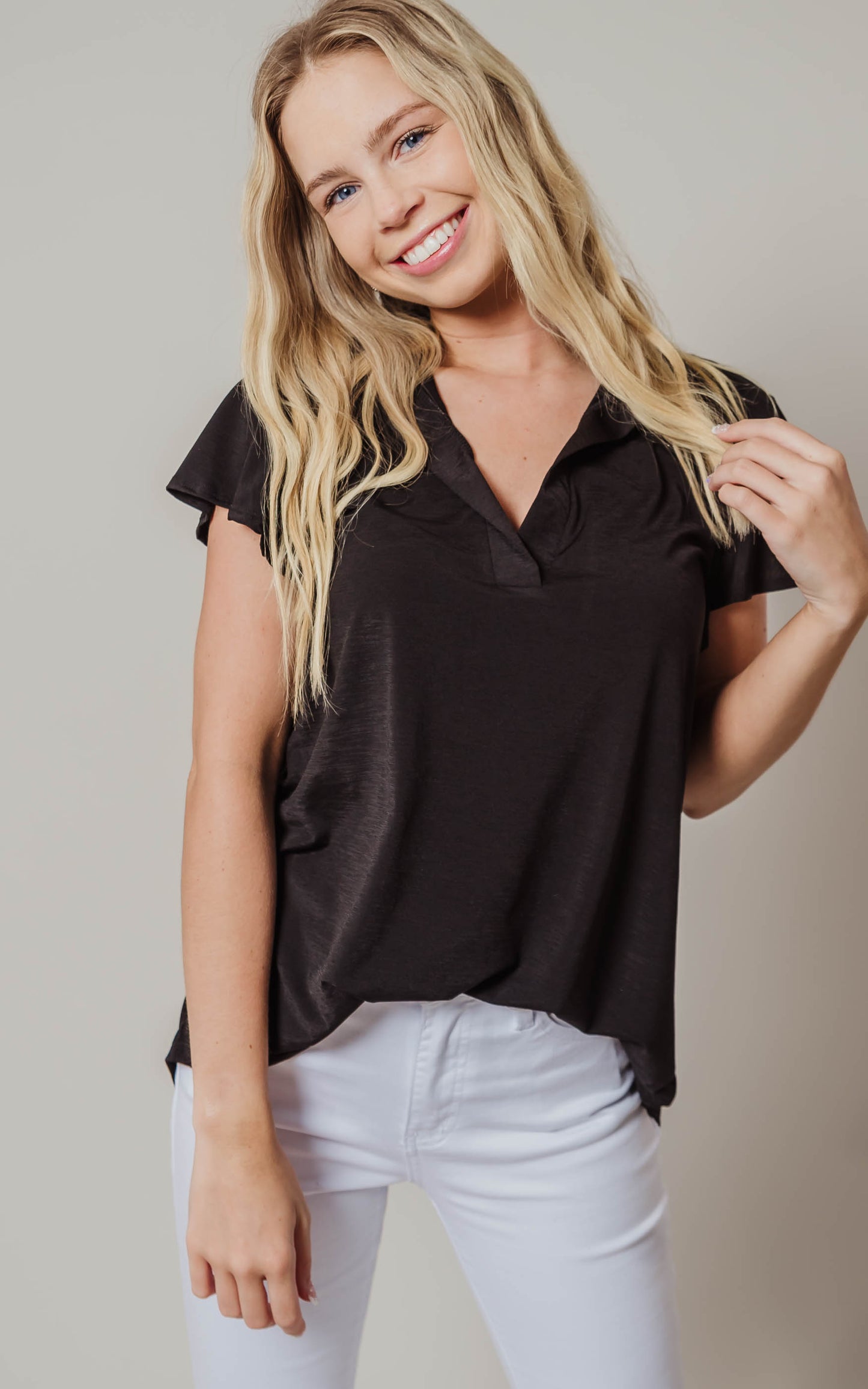 RUFFLE SLEEVE TOP