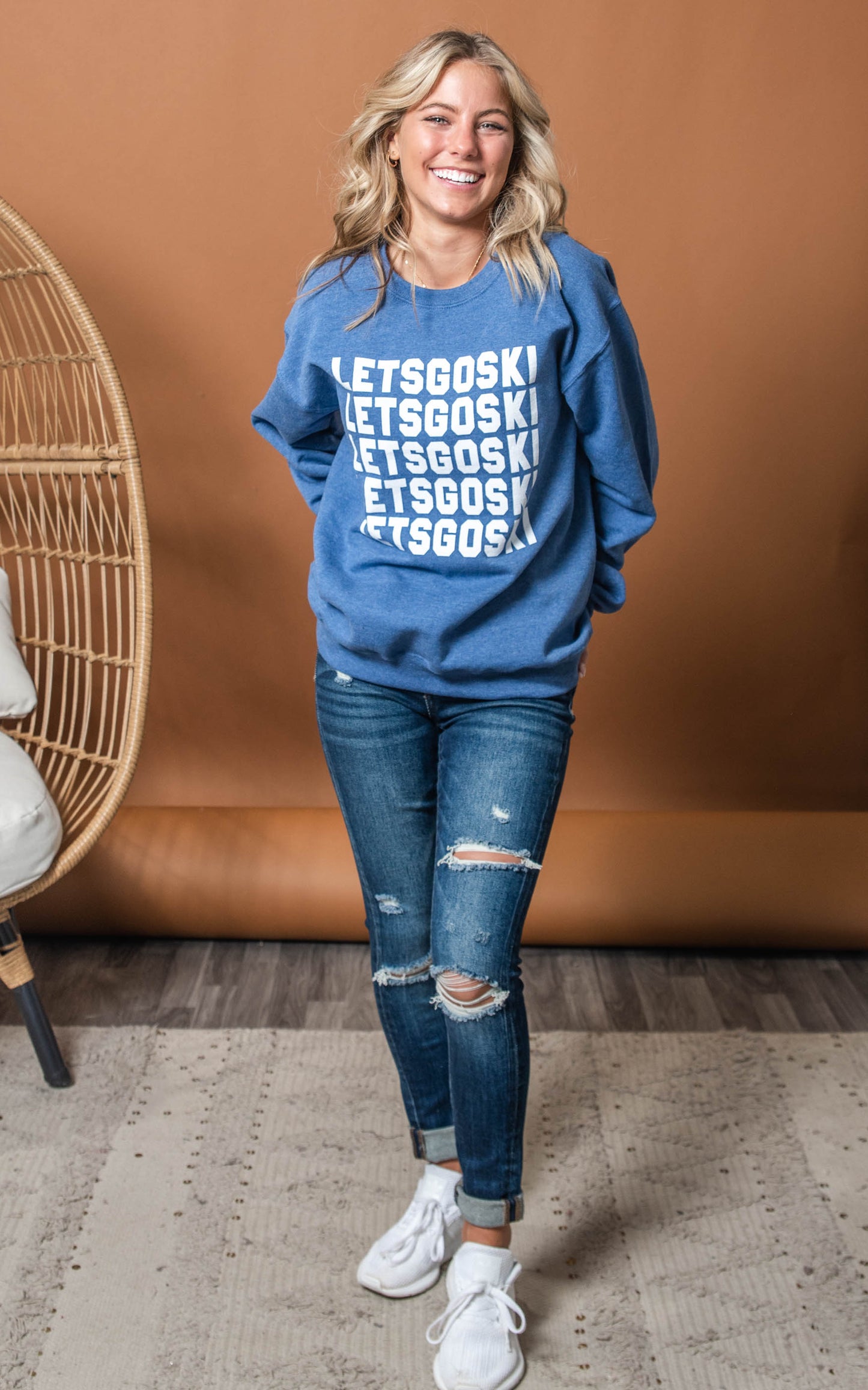 ski sweatshirt