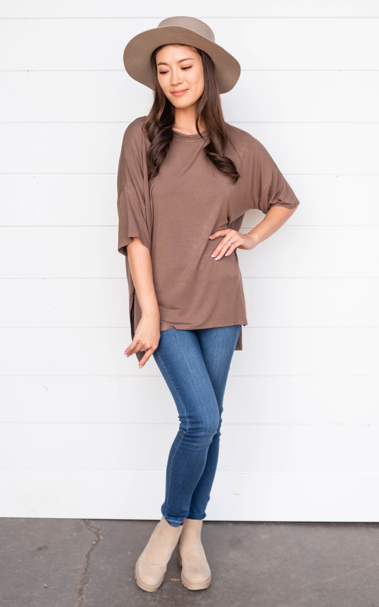 mocha tee